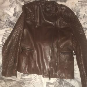 Brown leather coat Vince Camuto w/quilted sleeves